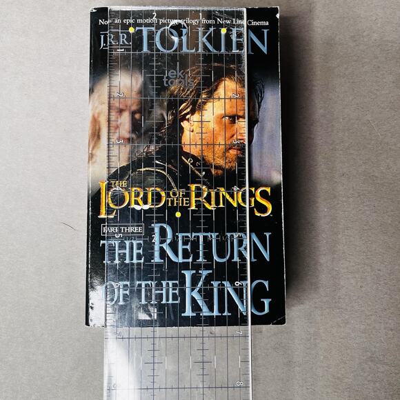 The Lord Of The Rings The Return Of The King Part Three JRR Tolkien Paperback - Picture 3 of 5